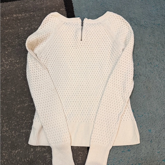 American Eagle Outfitters Cream Long Sleeve Top - Picture 3 of 6